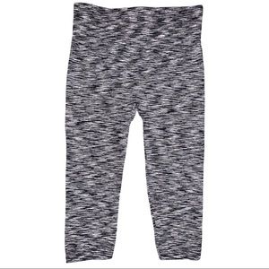 Black & White Marl Athletic Capri Leggings L/XL